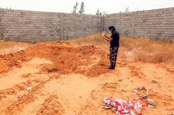 Tổng thư ký LHQ 'sốc nặng' vì 8 hố chôn tập thể ở Libya