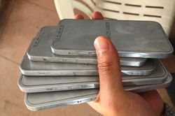 Lộ kiểu dáng thực tế của iPhone 12