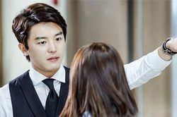 Chồng cũ bỗng xuất hiện làm loạn ngày tái hôn, tôi sững sờ trước sự đáp trả của chồng mới