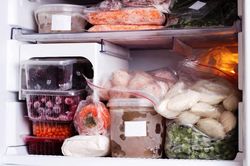 Những thực phẩm nào không nên bảo quản đông lạnh?