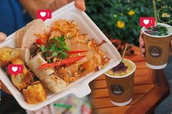 Giờ ăn đến rồi: Bánh Huế ngon trứ danh mix cùng sữa bí đỏ thơm béo, ăn rồi tươi hay héo?