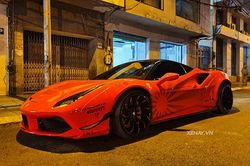 'Siêu ngựa' Ferrari 488 GTB thay áo đỏ rực tại Sài Gòn