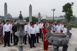 Dâng hương kỷ niệm 90 năm Ngày mất của Nhà yêu nước Nguyễn Thái Học