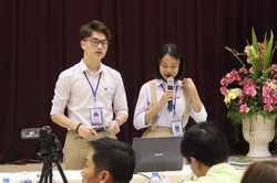 Học sinh lớp 12 đầu tiên của Trường THPT số 1 thành phố Lào Cai được kết nạp Đảng