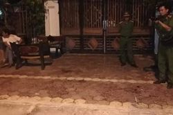 Rời bàn nhậu nghe điện thoại, một người bị đâm tử vong
