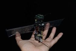 Robot côn trùng có thể bay liên tục 9 phút