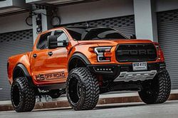 Choáng với Ford Ranger độ thành F-150 Raptor kiểu dáng siêu hầm hố, khiến fan 'phát cuồng'