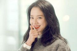 Trong thế giới fangirl: Mong Ji đã cho một cô gái nhỏ là tôi đây ước mơ và hy vọng
