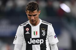 HLV Sarri chê Ronaldo thiếu sự sắc bén sau khi mất cúp vô địch
