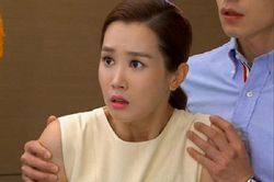 Khốn khổ khi phải 'sống chung với bố chồng'