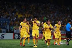Sông Lam Nghệ An lập loạt kỉ lục sau trận thắng Hà Nội tại sân Hàng Đẫy
