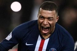Ronaldo 'béo' muốn ký hợp đồng với Kylian Mbappe