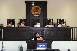 Xét xử vụ đầu độc bằng trà sữa tại Thái Bình: Bị cáo vắng mặt do sức khỏe yếu