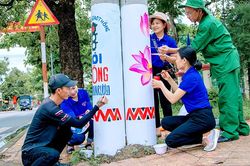 Tuổi trẻ huyện Đạ Tẻh khởi động Công trình ''Thay áo mới cho cột điện''