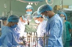 Cứu sống bệnh nhân bị u tim bằng quả trứng vịt