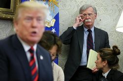 Bế tắc vấn đề Triều Tiên, Tổng thống Trump chỉ trích cựu cố vấn Bolton