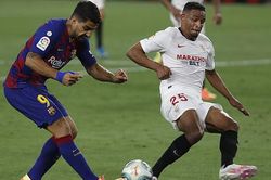 VIDEO Sevilla 0-0 Barcelona: Hòa thất vọng, Barca nguy cơ bị Real qua mặt
