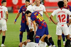 CĐV bức xúc vì Messi không bị đuổi sau pha đánh nguội cầu thủ Sevilla