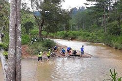 2 VĐV bị lũ cuốn trôi ở giải marathon quốc tế Ultra trail Dalat