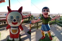 'Cười bò' bức tượng Nobita và những người bạn phiên bản 'ngáo ngơ'