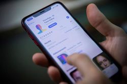 Ứng dụng chỉnh ảnh 'chuyển giới' đang gây sốt FaceApp có an toàn để sử dụng?