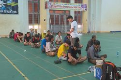 Đắk Lắk: Bắt 23 con bạc đang say sưa sát phạt đá gà trong rẫy vắng