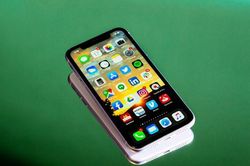 Thành tích ấn tượng của Apple cùng iOS 13 khiến Google ghen tị