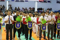 Hơn 140 võ sinh tranh tài giải Karatedo các nhóm tuổi tỉnh