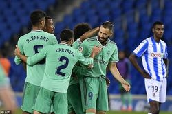 Ramos, Benzema giúp Real chiếm ngôi đầu La Liga