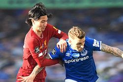 Carragher mượn chuyện Minamino để 'chọc' Liverpool vụ Werner