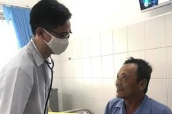 Cứu sống bệnh nhân nôn ra máu 2 ngày liên tục