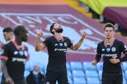Vòng 30 Ngoại hạng Anh: Chelsea thắng nhọc, Liverpool bị cầm chân