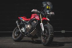 Chi tiết Honda CB650R độ thành môtô địa hình hầm hố