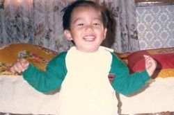 Lee Min Ho thổi nến, làm trò trong sinh nhật