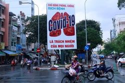 Giữa Covid - 19: thầy giáo Mỹ tại Việt Nam tự hào viết về 'ngôi nhà thứ 2'