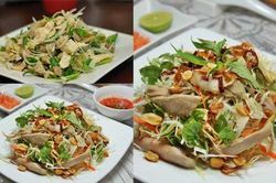 Đầu bếp nhà hàng tiết lộ cách làm gà bóp rau răm giòn sần sật, đảm bảo 'hạ gục' vị giác của bất kì ai