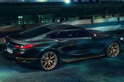 BMW 8 Series Golden Thunder Edition mới với thiết kế 'bóng bẩy'