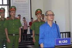 Kẻ tự phong 'Giáo sư hớt tóc' tuyên truyền chống Nhà nước lĩnh 6 năm tù