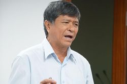Sở GD&ĐT TP.HCM: 'Không áp đặt, chỉ đạo ngầm khi chọn sách giáo khoa'