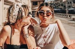 6 bước đơn giản giúp tẩy sạch tận gốc mụn cám ở lưng cho nàng mặc sexy ngày hè