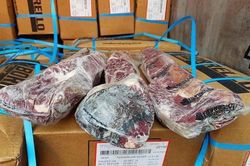 TP Hồ Chí Minh: Thịt 'bò Úc' chợ mạng 'siêu rẻ' 60.000 đồng/kg