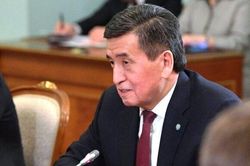 Tổng thống Kyrgyzstan phải cách ly sau khi trở về từ Moscow