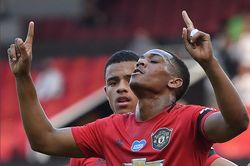 Martial làm điều chưa từng có ở M.U sau thời Sir Alex