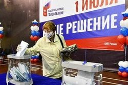 Người Nga đi bỏ phiếu sửa đổi hiến pháp