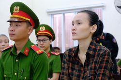 Xử vụ 2 thi thể bị đổ bê tông: Bị cáo trẻ nhất nói 'đệ tử phải nghe lời sư phụ'
