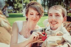 Cô gái vượt 3.000 km cưới chồng teo cơ, có cuộc sống viên mãn
