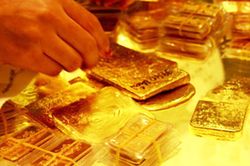 Giá vàng hôm nay 26/6: Giá vàng thế giới tăng, khi WHO cảnh báo dịch bệnh gia tăng