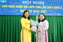 Đồng chí Lê Bích Phượng được bầu giữ chức Chủ tịch Hội Liên hiệp Phụ nữ tỉnh An Giang nhiệm kỳ 2016-2021