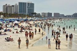 WHO cảnh báo hàng triệu người có thể chết trong đợt bùng phát COVID-19 thứ 2