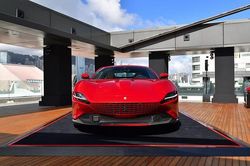 Siêu xe Ferrari Roma mới bán ra từ 9 tỷ đồng tại Hồng Kông